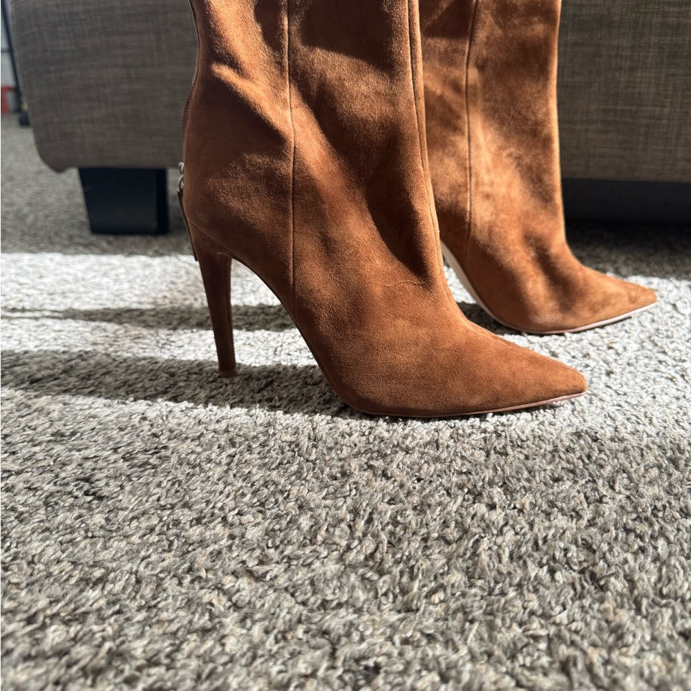 Steve Madden Tan Suede Ankle Booties